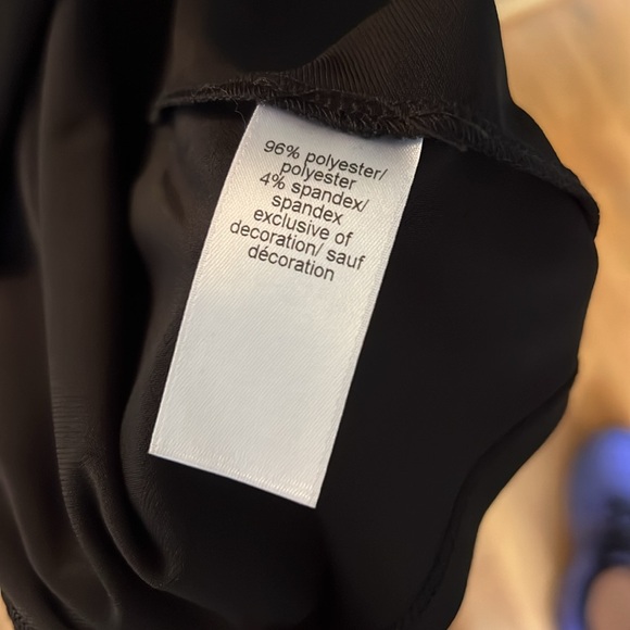 NWT Maurice’s Top with Back Cutouts Size Small - Picture 7 of 8